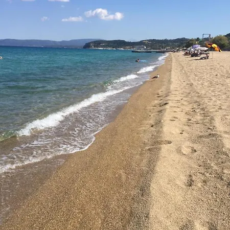 Summer Den Plus Apartmán Ierissós