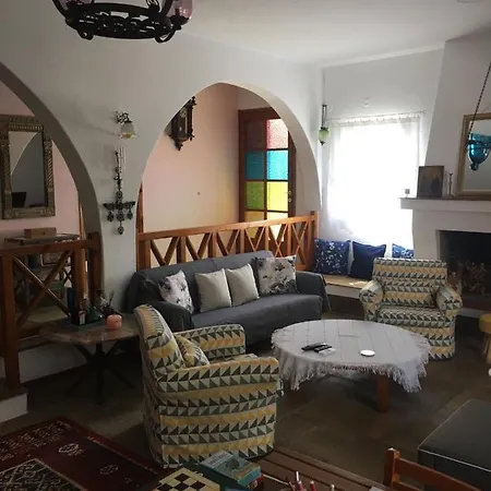 Summer Den Plus Apartment *